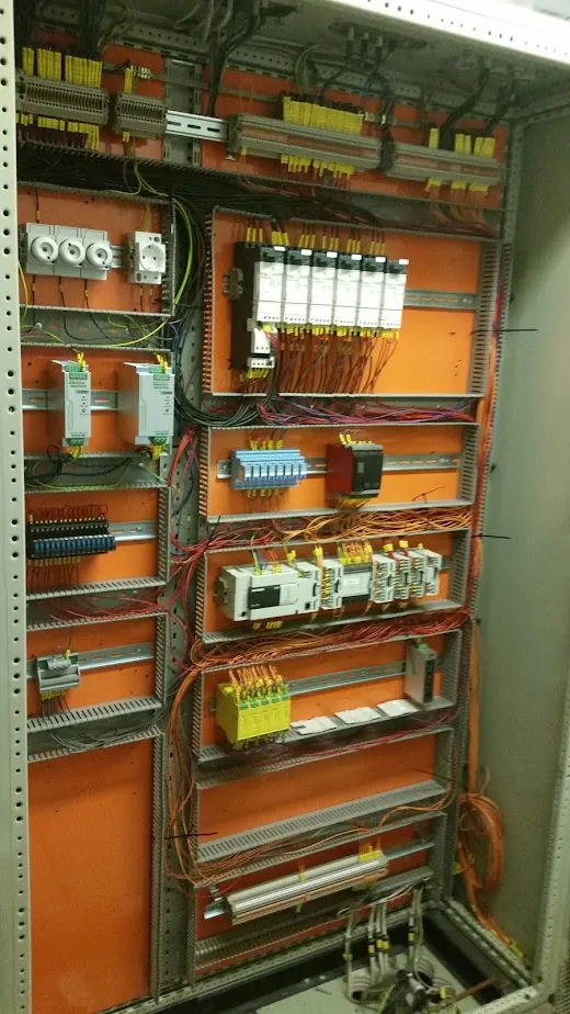 Apparatskåp till värmecentral, Härnösand (2016)