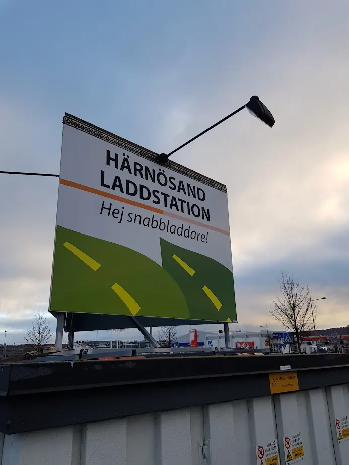 Publika laddstolpar, Härnösand (2016)