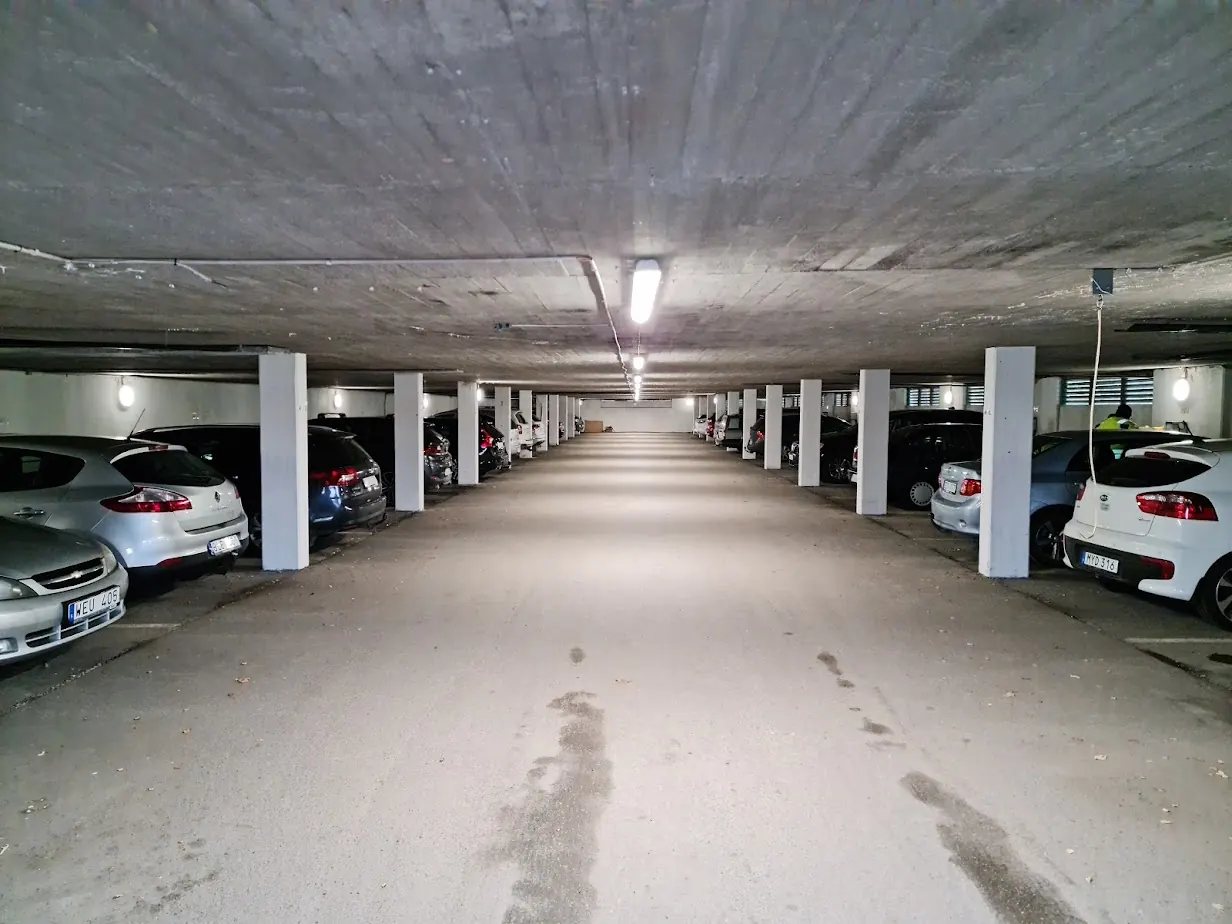 Ny belysning i garage och utemiljö (2021)