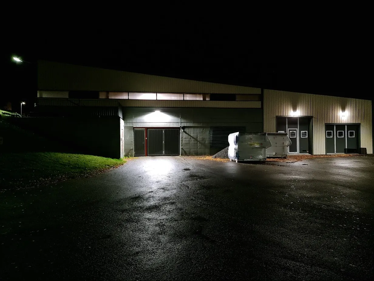 Ny belysning i garage och utemiljö (2021)